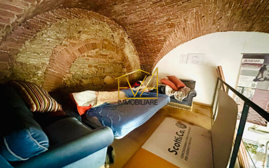 VENEZIA NUOVA – LOCALE IN VENDITA 191 mq