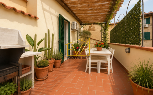 Bifamiliare in centro con garage