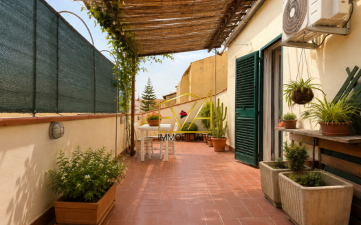 Bifamiliare in centro con garage